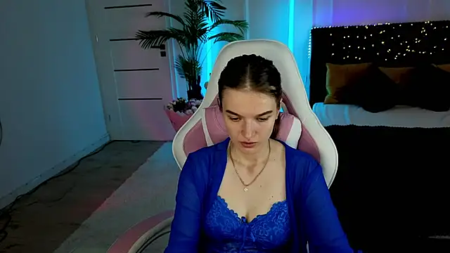 Ann Wood online show from 30, 6, 2026