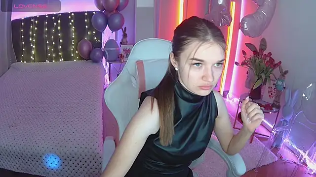 Ann Wood online show from 13, 3, 2026