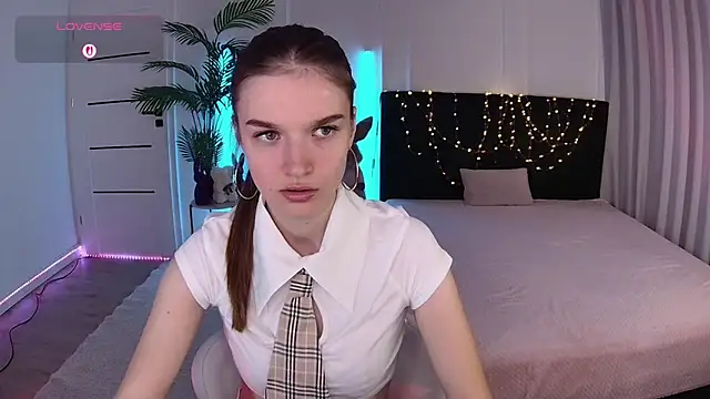 Ann Wood online show from 13, 5, 2026