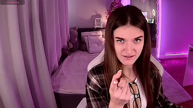 Ann Wood online show from 4, 3, 2026