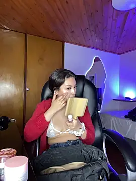 Mady Pink online show from 7, 4, 2026