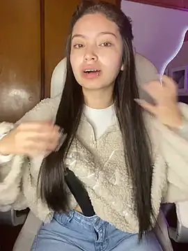 Mady Pink online show from 16, 4, 2026