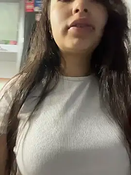 Mady Pink online show from 17, 4, 2026