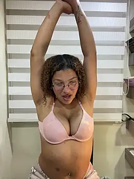 KendyLove  online show from 8, 4, 2026