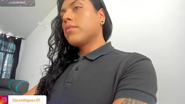 Jess Hoffman online show from 2, 4, 2026