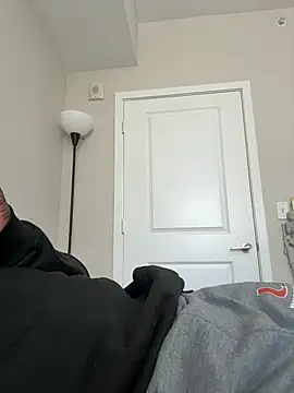 Snapshot of makeherfeelg chatting on 24, 2, 2026 makeherfeelg online show from 24, 2, 2026