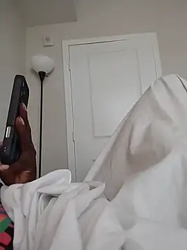 makeherfeelg online show from 27, 5, 2026