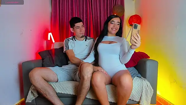 Play with belly online show from 2, 4, 2026