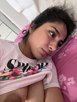 Snapshot of Linarodri chatting on 15, 7, 2026 Linarodri online show from 15, 7, 2026