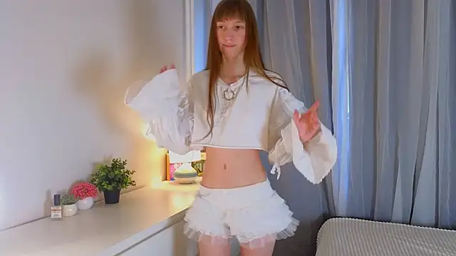 arina waifu online show from 20, 4, 2026