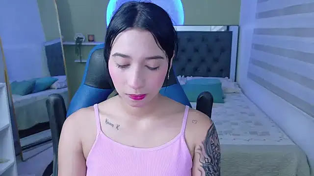 ivvoncute online show from 22, 6, 2026