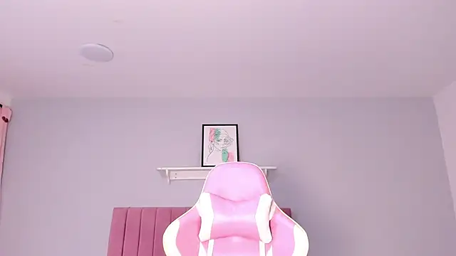 nicol fury online show from 5, 3, 2026