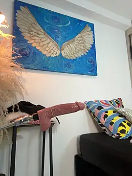 Viictoria-Jones online show from 11, 5, 2026