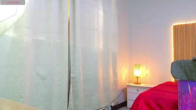 CIccioline pussyGolden online show from 31, 3, 2026