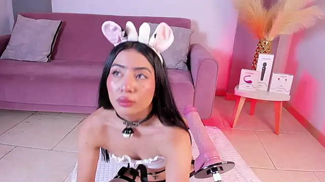 Valecute  online show from 28, 5, 2026