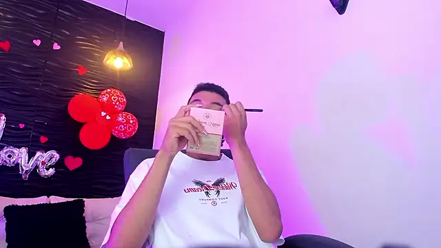 dominicjonnes online show from 13, 3, 2026