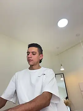 Snapshot of dominicjonnes chatting on 24, 2, 2026 dominicjonnes online show from 24, 2, 2026