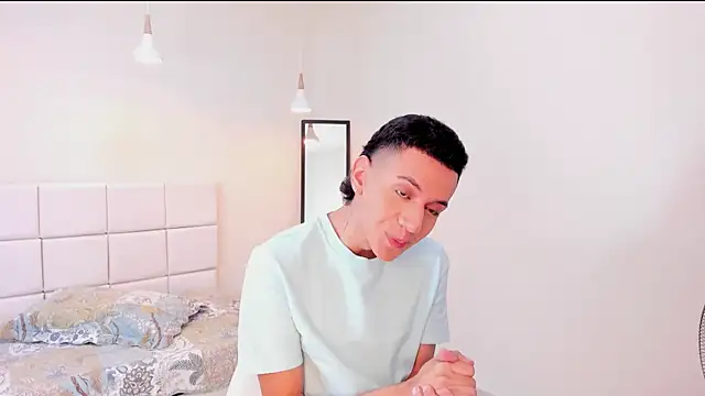 dominicjonnes online show from 14, 4, 2026