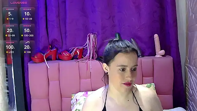 Alaia Boobs online show from 4, 4, 2026