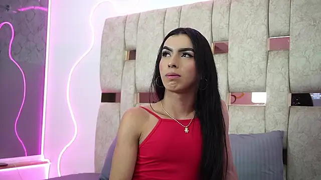 Fernanda thail  online show from 15, 3, 2026