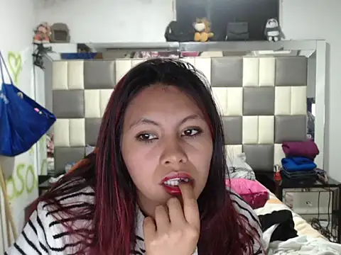 Snapshot of dulcecandy1919 chatting on 25, 2, 2026 dulcecandy1919 online show from 25, 2, 2026