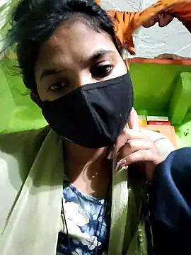 Cute aroshi online show from 15, 4, 2026