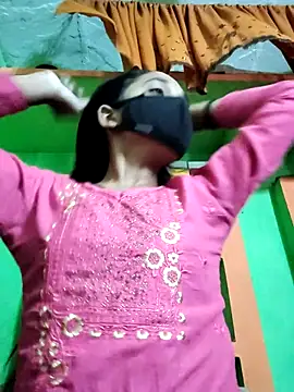 Cute aroshi online show from 30, 3, 2026