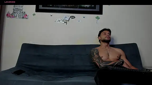 heteros hot  online show from 5, 8, 2026