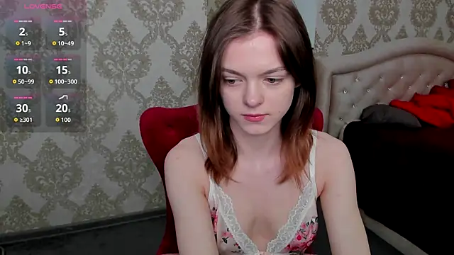  Molly Coy  online show from 16, 5, 2026
