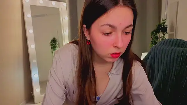 BellaThery online show from 10, 3, 2026