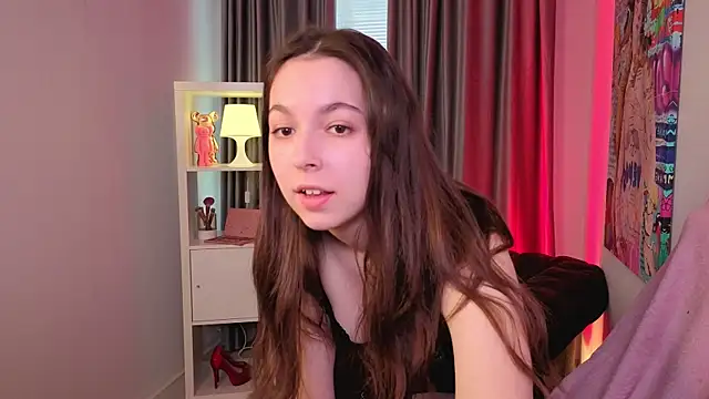 BellaThery online show from 4, 6, 2026