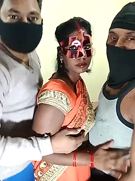 Sexy mahira01 online show from 7, 4, 2026