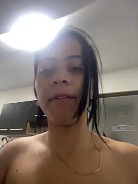 Snapshot of Issis2000 chatting on 14, 7, 2026 Issis2000 online show from 14, 7, 2026