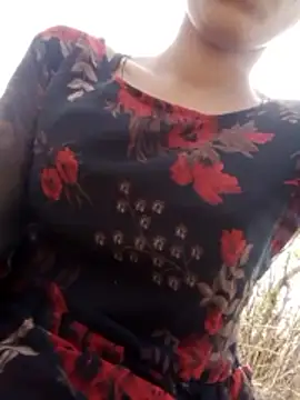 wifedesi7050 online show from 11, 6, 2026
