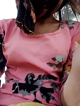 wifedesi7050 online show from 28, 5, 2026
