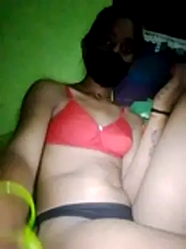 wifedesi7050 online show from 10, 4, 2026