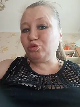 KiraStanton online show from 13, 7, 2026