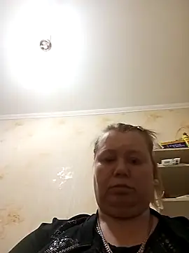 KiraStanton online show from 13, 3, 2026