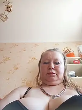 KiraStanton online show from 19, 6, 2026