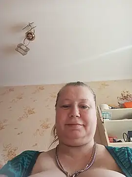 KiraStanton online show from 7, 7, 2026