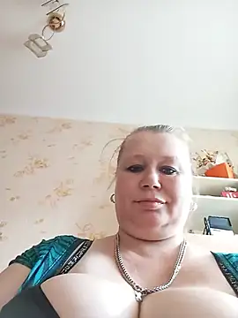 KiraStanton online show from 6, 7, 2026