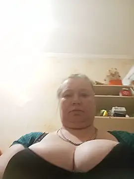 KiraStanton online show from 17, 6, 2026