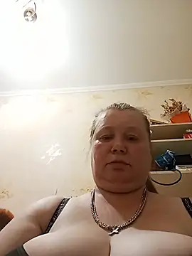 KiraStanton online show from 28, 6, 2026