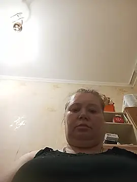 KiraStanton online show from 10, 6, 2026