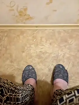 KiraStanton online show from 16, 4, 2026