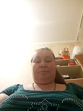 KiraStanton online show from 29, 4, 2026