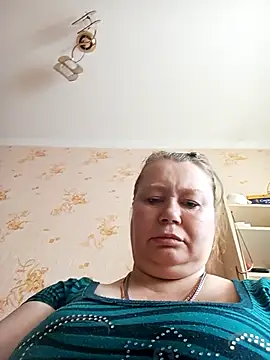 KiraStanton online show from 10, 3, 2026