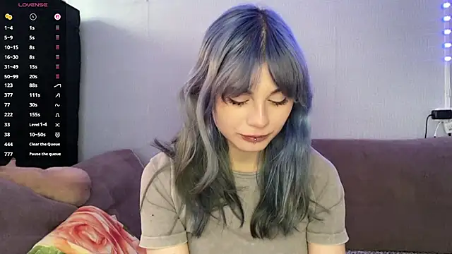 Emmibrilson online show from 8, 4, 2026