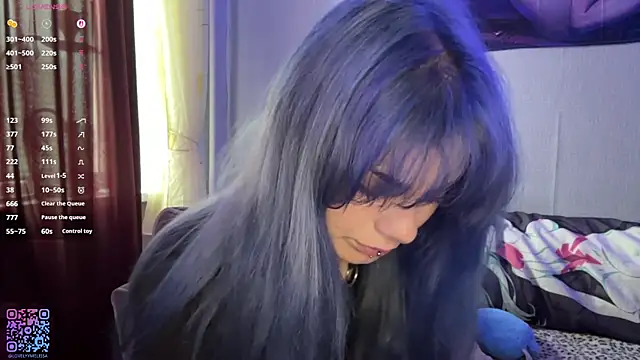 Snapshot of Emmibrilson chatting on 8, 7, 2026 Emmibrilson online show from 8, 7, 2026