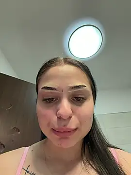 Snapshot of Olivia_Noor chatting on 19, 6, 2026 Olivia Noor online show from 19, 6, 2026